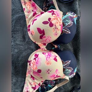 Victoria's Secret Floral Bra - Cream and Pink